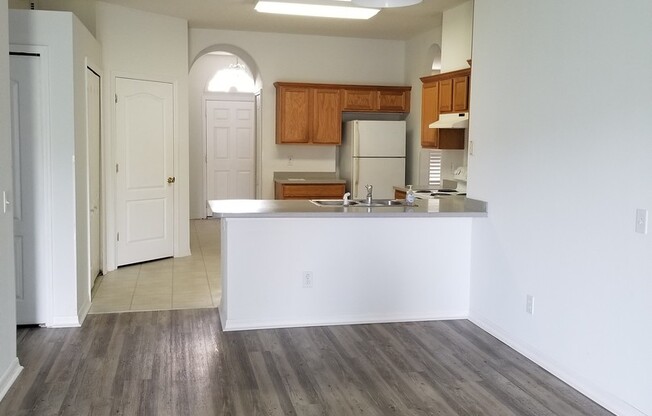 Lovely Four Bedroom with Pond View