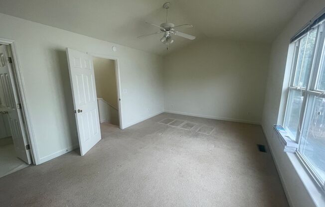 2 beds, 2.5 baths, $1,450, Unit Unit 135