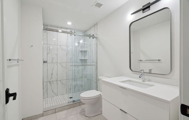 1 bed, 1 bath, 764 sqft, $3,335, Unit 902