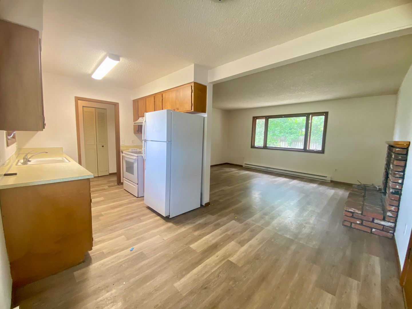 2416 - 2418 N 6th
