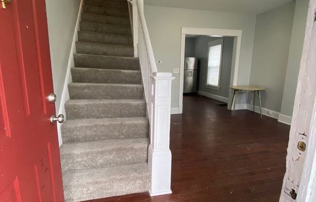 26-28 E Woodrow Ave