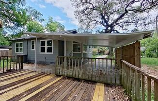 257 E 47 ST