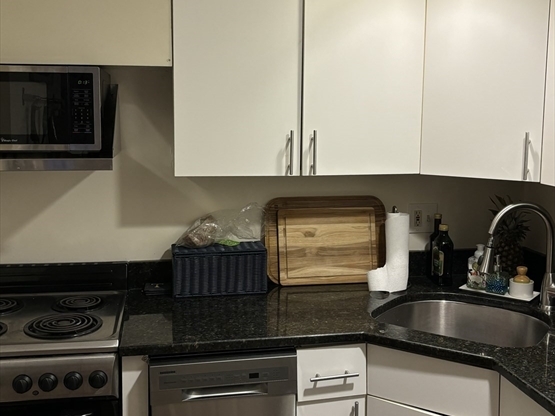 230 COMMONWEALTH AVE