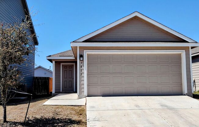 Southwest San Antonio: Medina Landing 3 bedroom Single Story Home