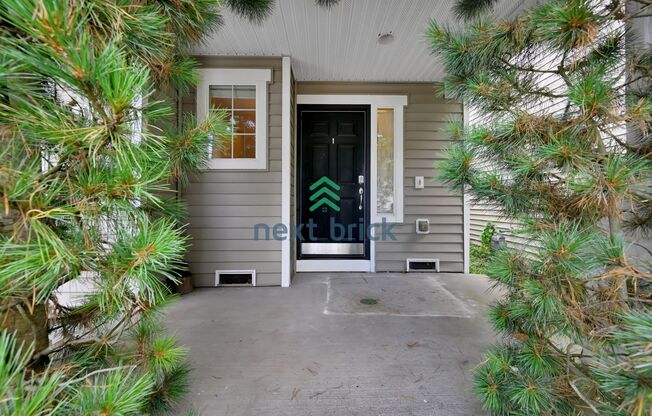 3 BEDS & 2.5 BATH SINGLE FAMILY HOUSE FOR RENT