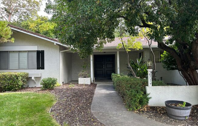 Spacious home in Waverly Park Neighborhood