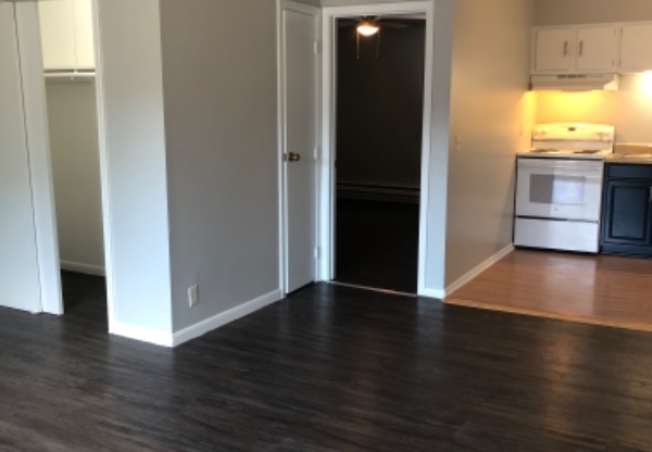 4415 N 62 ST