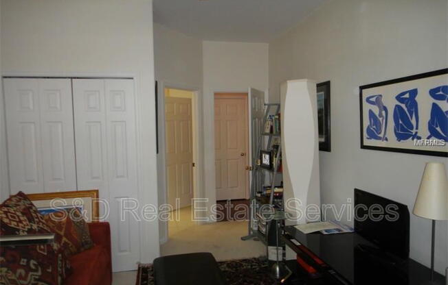372 Enclave Dr.