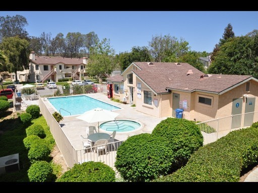1 bed, 1 bath, 660 sqft, $1,800, Unit 64