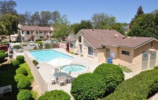 1 bed, 1 bath, 660 sqft, $1,800, Unit 64
