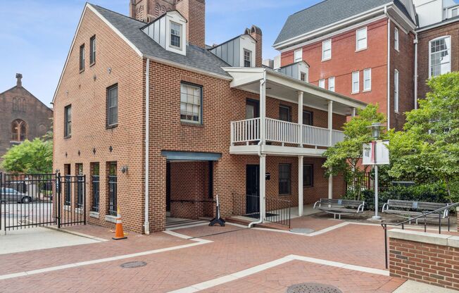 500 W - Located on the UMB Campus!