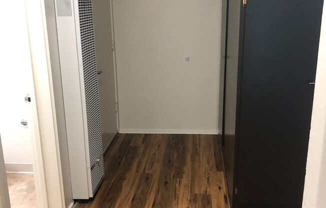 1 bed, 1 bath, 454 sqft, $2,595, Unit 38