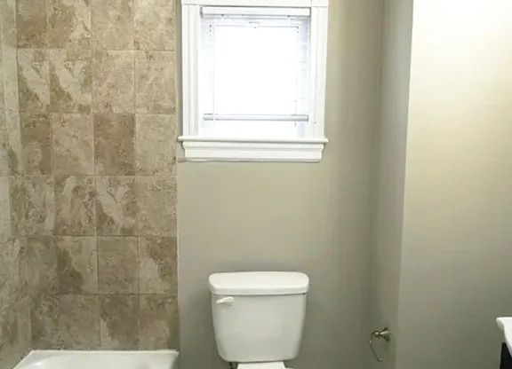 920 S SAINT BERNARD ST