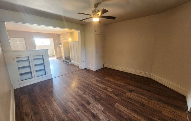 2 beds, 1 bath, $995