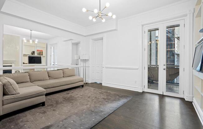 57 E 73 ST