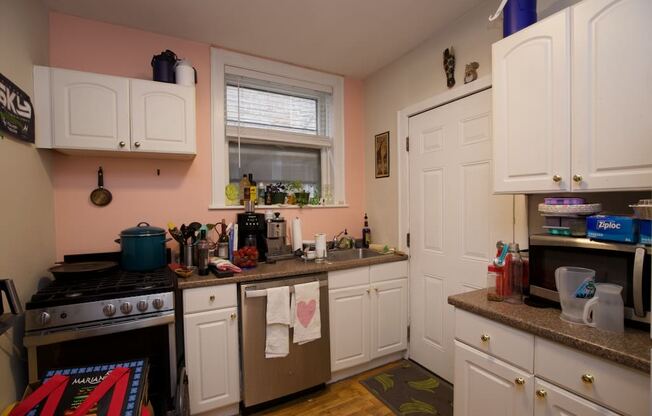 2131 Giddings