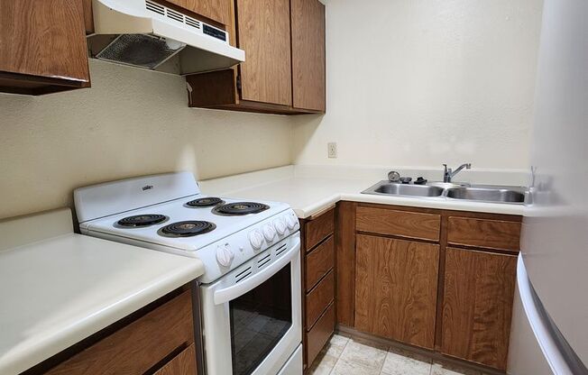 1 bed, 1 bath, 460 sqft, $1,150, Unit 216