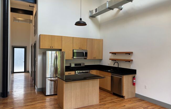 1253 Simon Blvd.