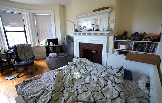 21 Brighton Ave # 48-18