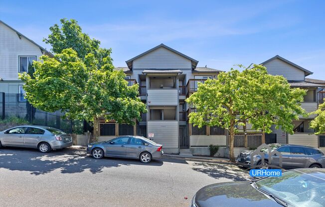Ash Street Apartments