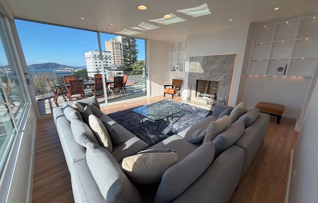 Iconic Russian Hill Luxury: Fully Remodeled 6-Level Home with Sweeping Bay Views