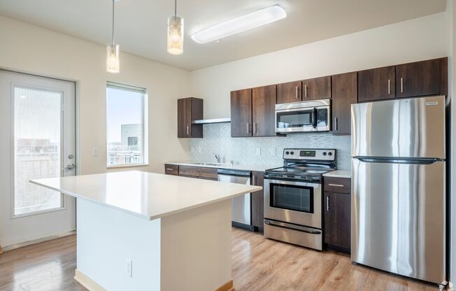 640 West