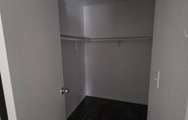 1 bed, 1 bath, 504 sqft, $899