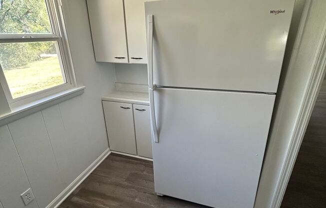 2 beds, 1 bath, 800 sqft, $950, Unit Unit A