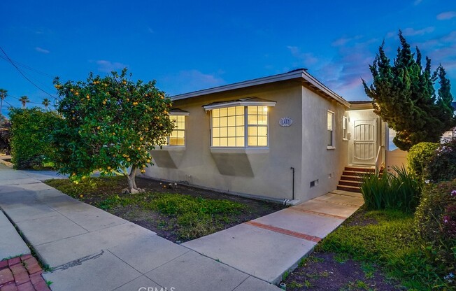 1453 SILVIUS AVE
