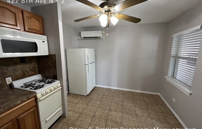 427 8 AVE N