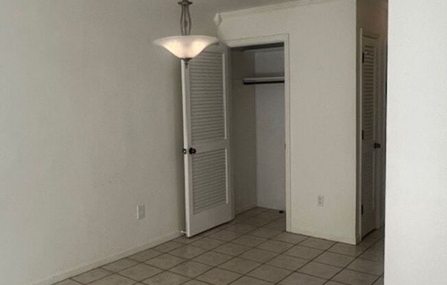 1 bed, 1 bath, $975