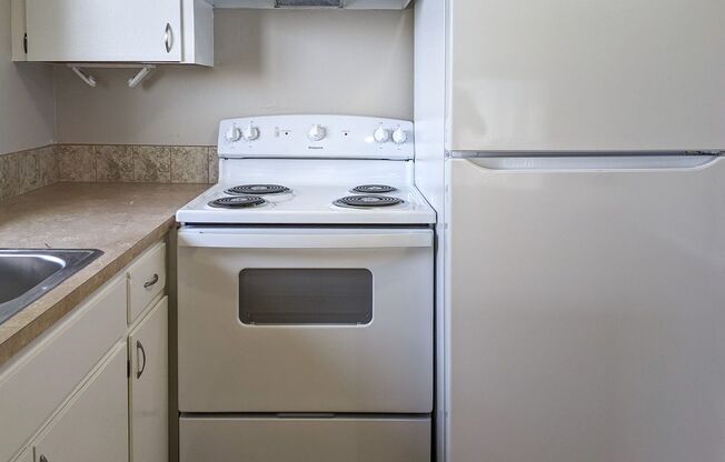 2855-2865 Front St NE