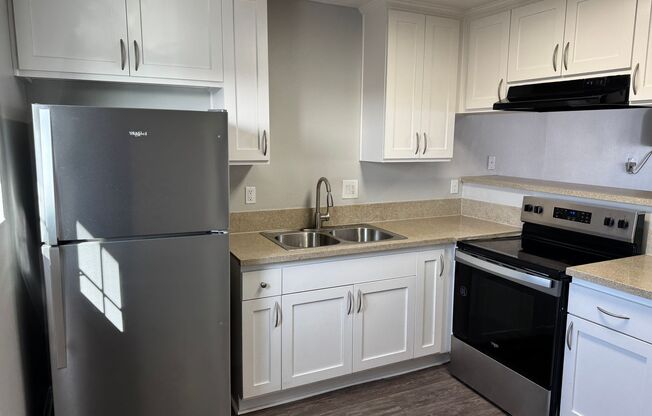 2 beds, 1.5 baths, 866 sqft, $2,800, Unit 810U8