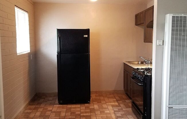 1514 E. Adams St.