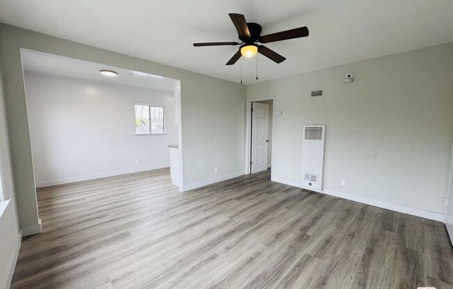 810 W 62 ST