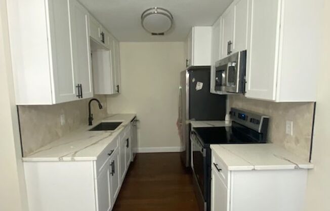 2 beds, 2 baths, $1,200