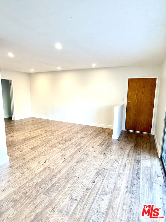 4133 CUMBERLAND AVE