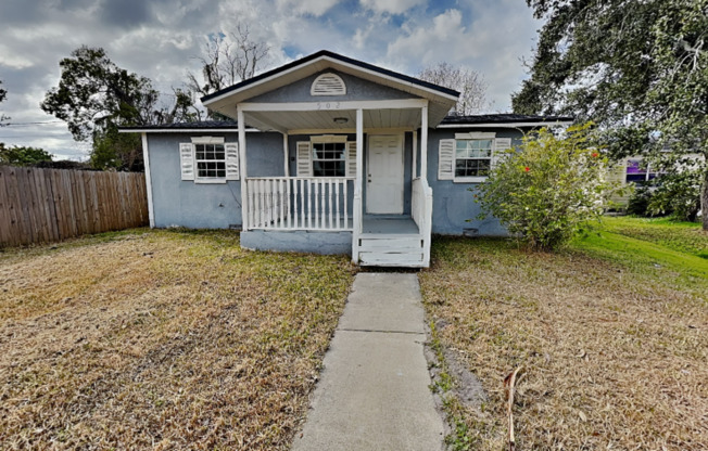 502 DUNBAR AVE