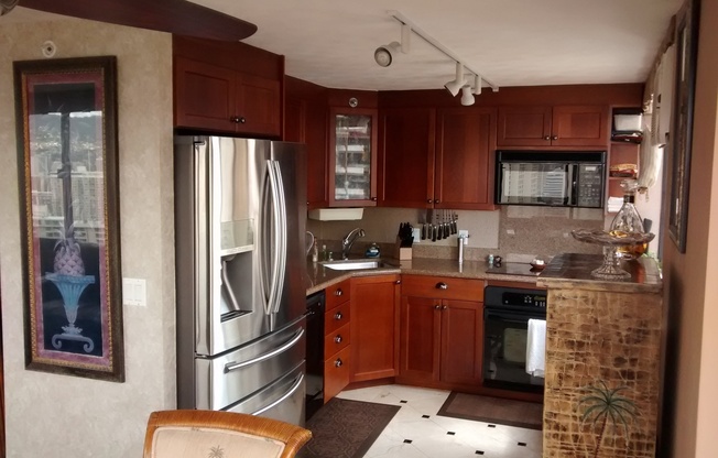 Luxury furnished Available June 1 for six month lease only