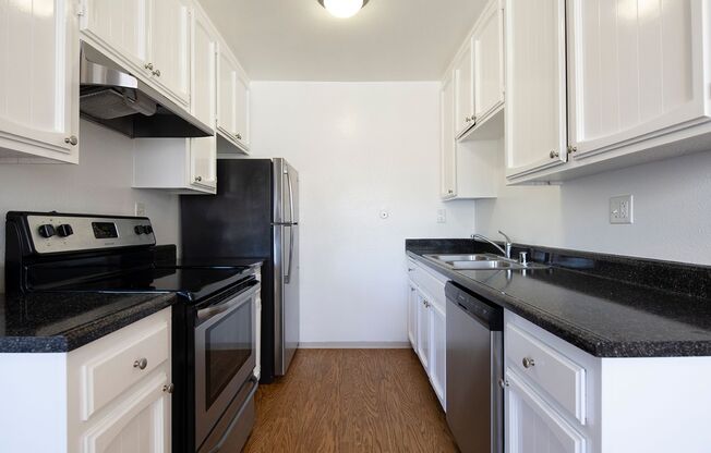 1 bed, 1 bath, 640 sqft, $1,950, Unit 1465 - F