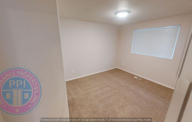 3 beds, 2 baths, 1,200 sqft, $1,995, Unit C