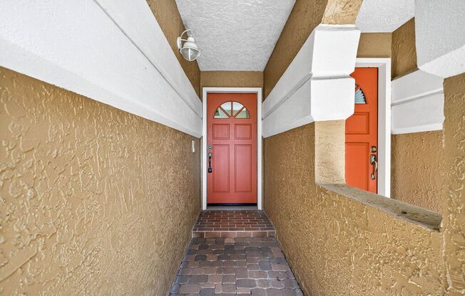 1,961SF Condo | 3 Bedrooms & 2.5 Bathrooms | $2,500/Mo.