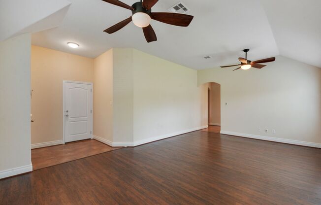 291 Cold Spg, Buda, Texas 78610