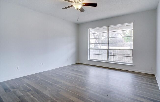 2 beds, 2 baths, $1,325, Unit #1001