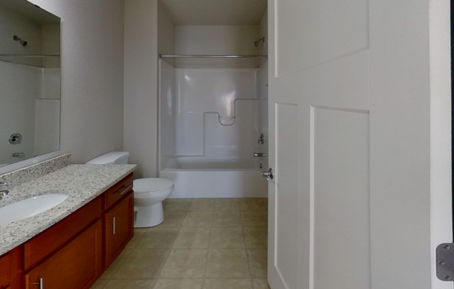 2 beds, 2 baths, 1,196 sqft, $1,840, Unit 17