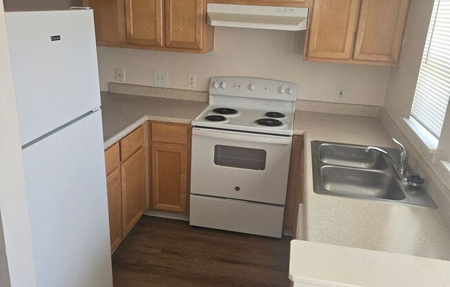 Sequoia Square Apartments