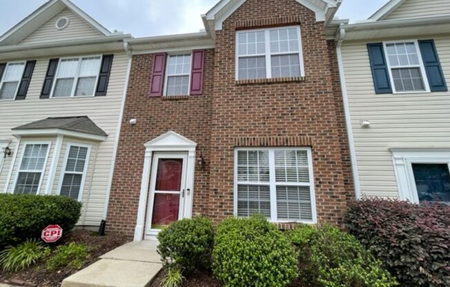 Charming Townhome in Established South Durham Community – Prime Location!