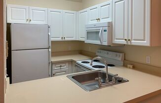 2 beds, 2 baths, 664 sqft, $1,195, Unit 5