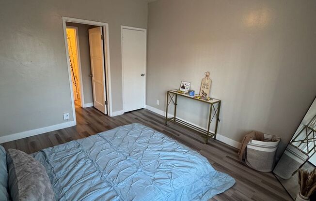 1 bed, 1 bath, 481 sqft, $2,095, Unit 18