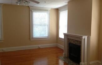1 bed, 1 bath, 865 sqft, $975